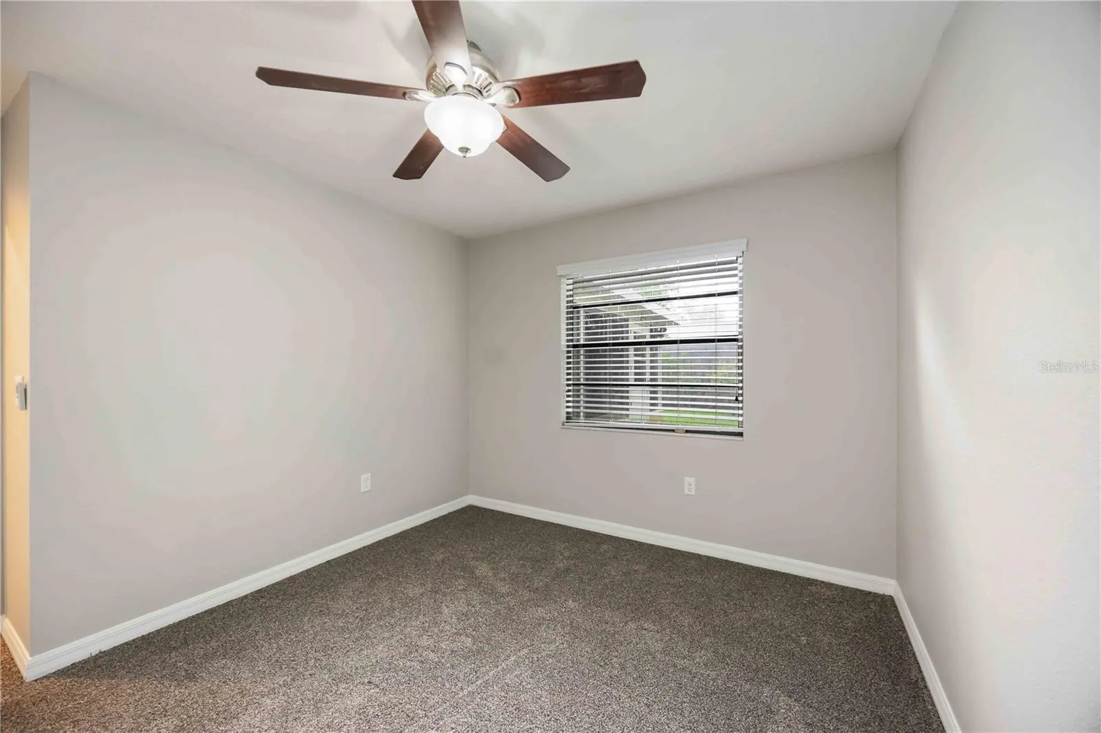 4148 LANCASTER DR