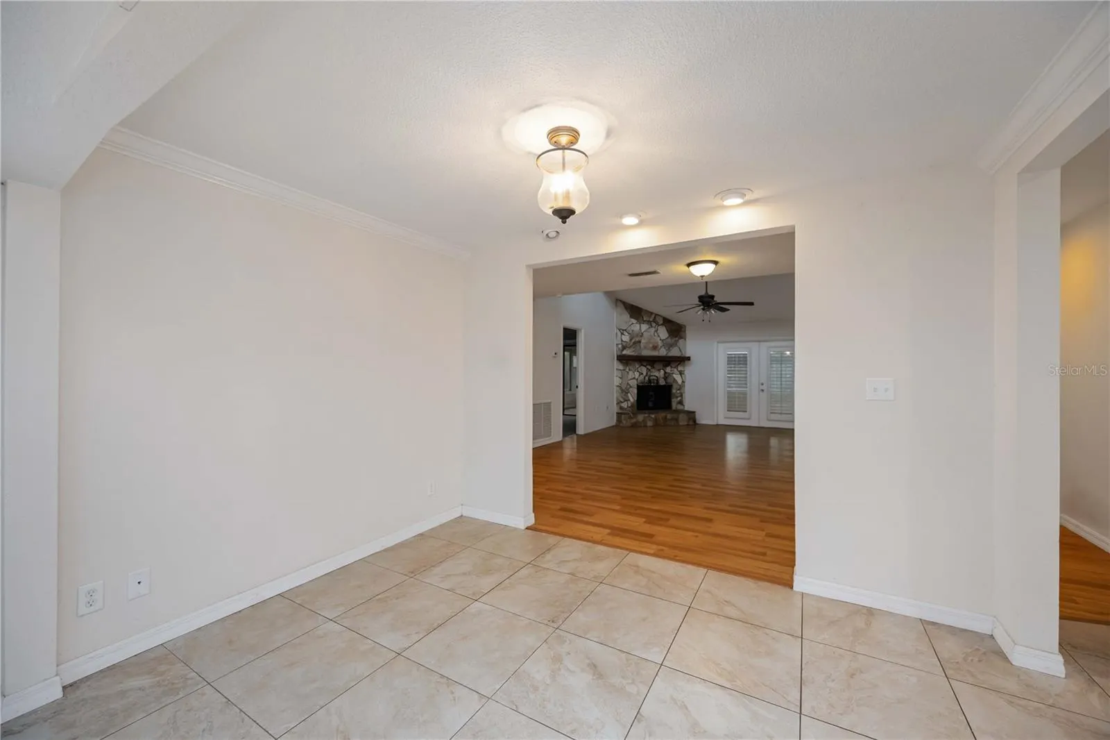 4148 LANCASTER DR