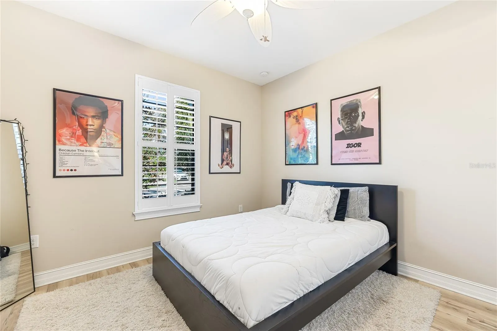 655 RESOLUTE ST