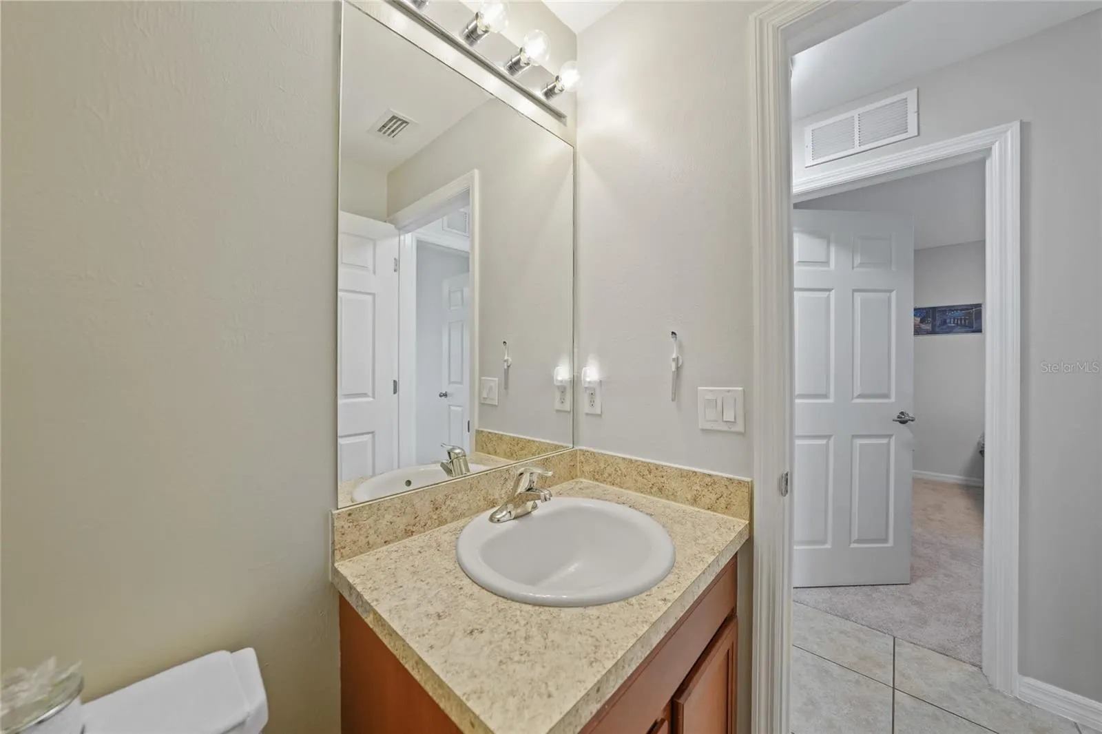 1624 NW 29TH ST