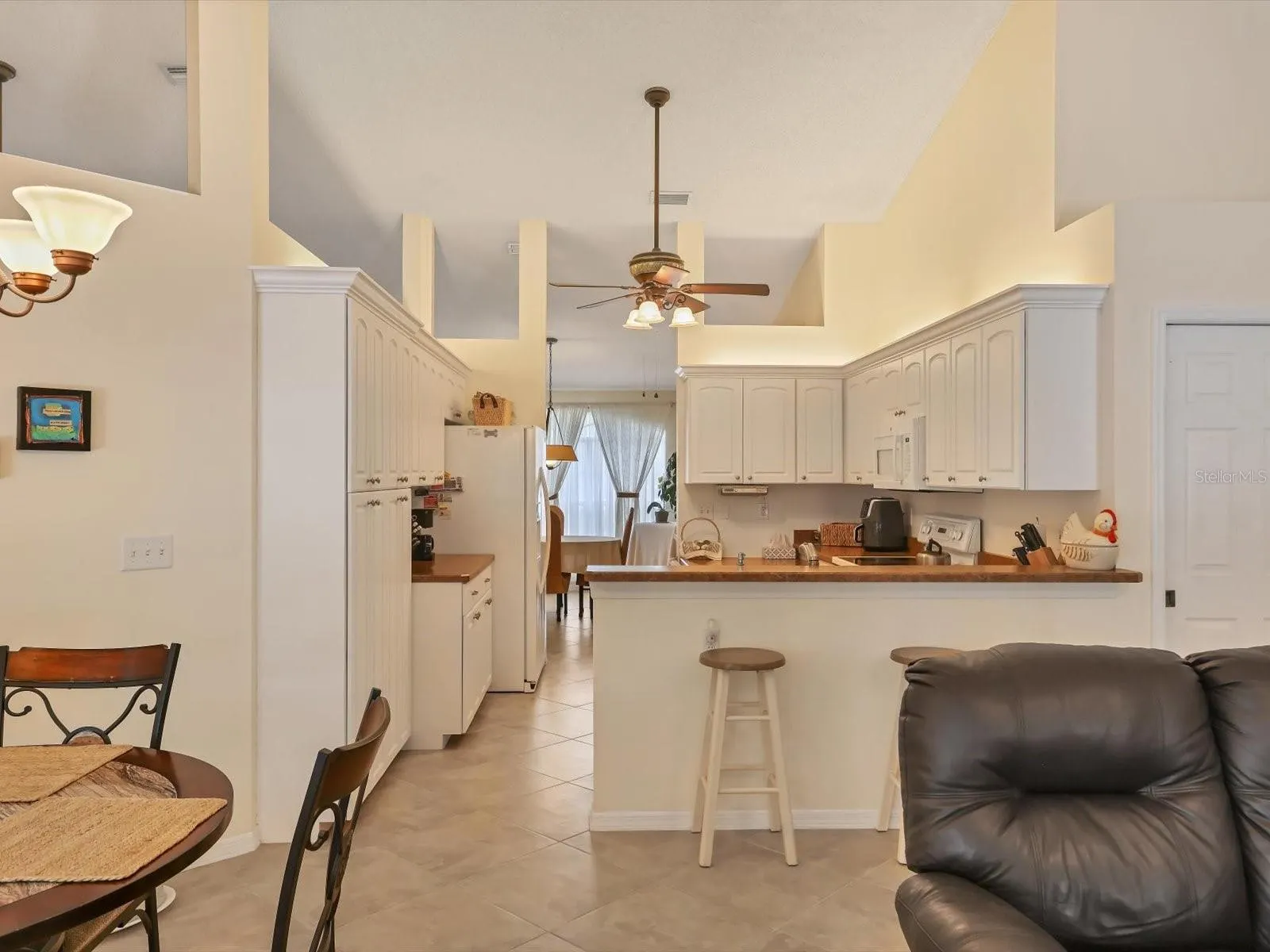 2922 48TH DR E