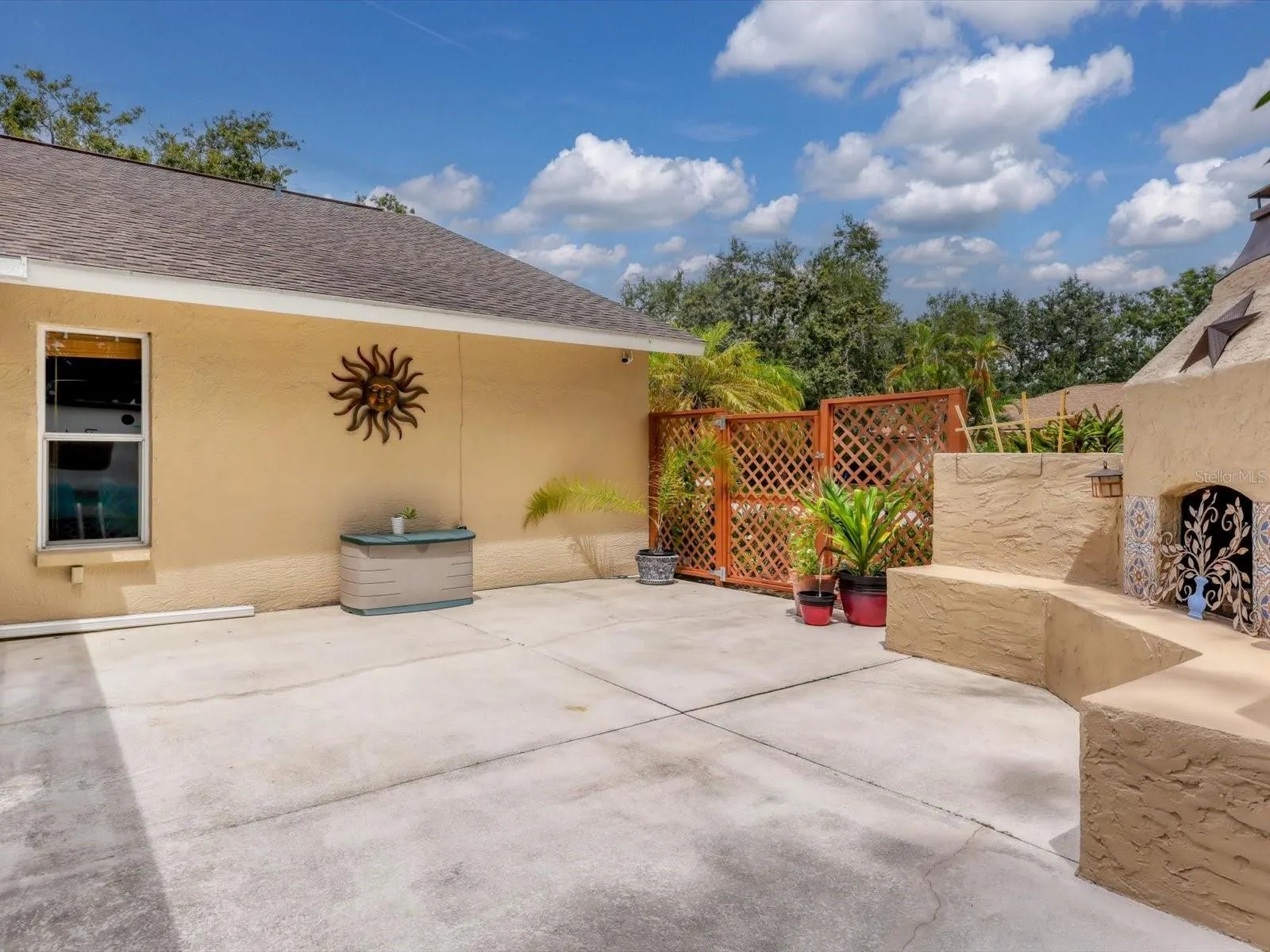 2922 48TH DR E
