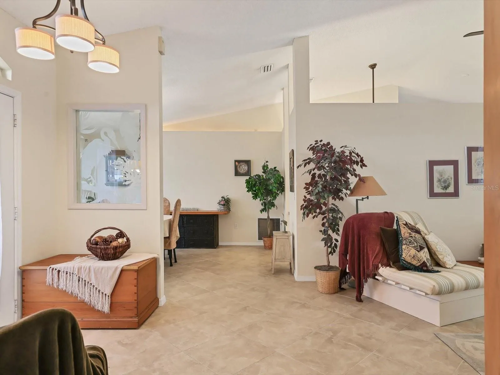 2922 48TH DR E