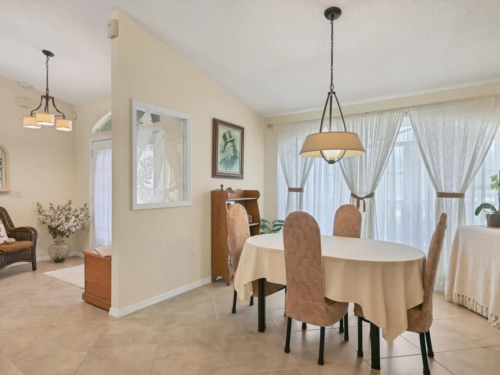 2922 48TH DR E