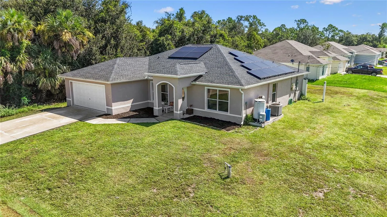 5190 BUTTERFLY LN