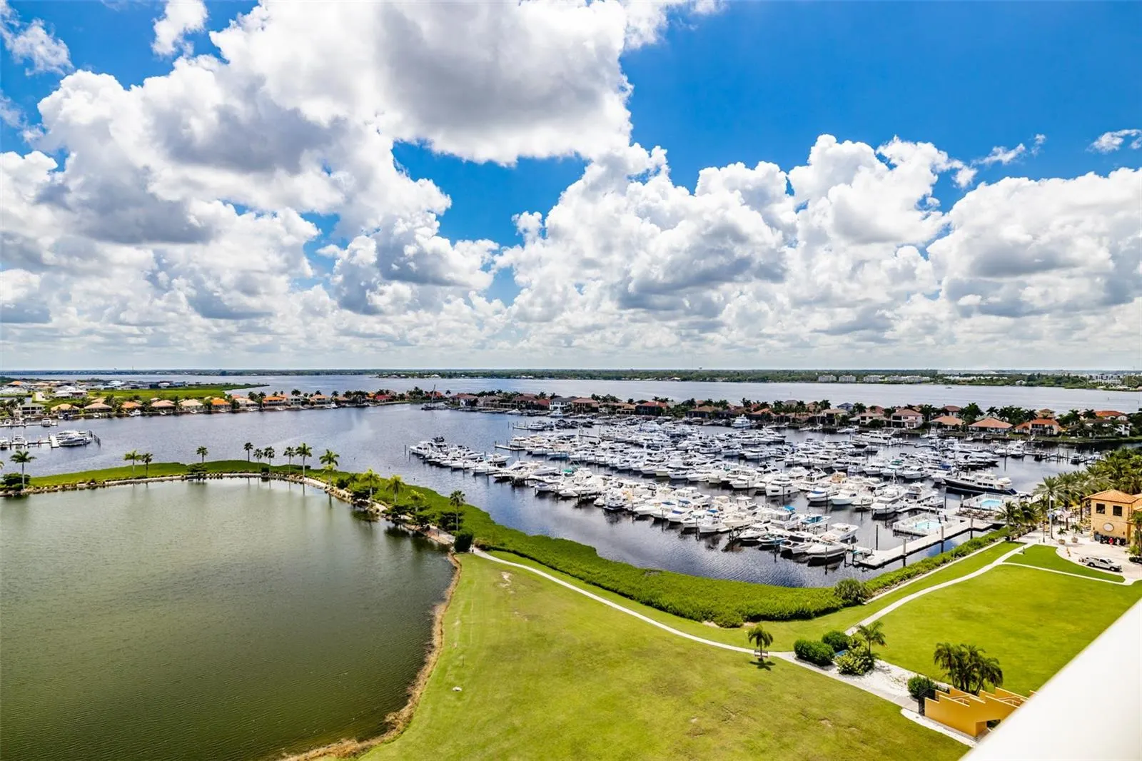130 RIVIERA DUNES WAY #304, #304