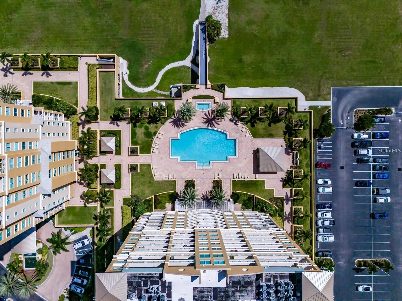 130 RIVIERA DUNES WAY #304, #304