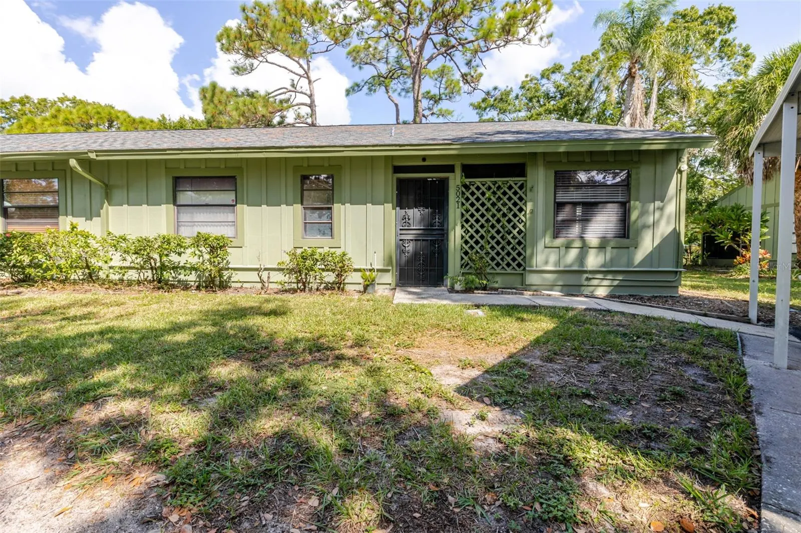 5021 BARRINGTON CIR #302, #302