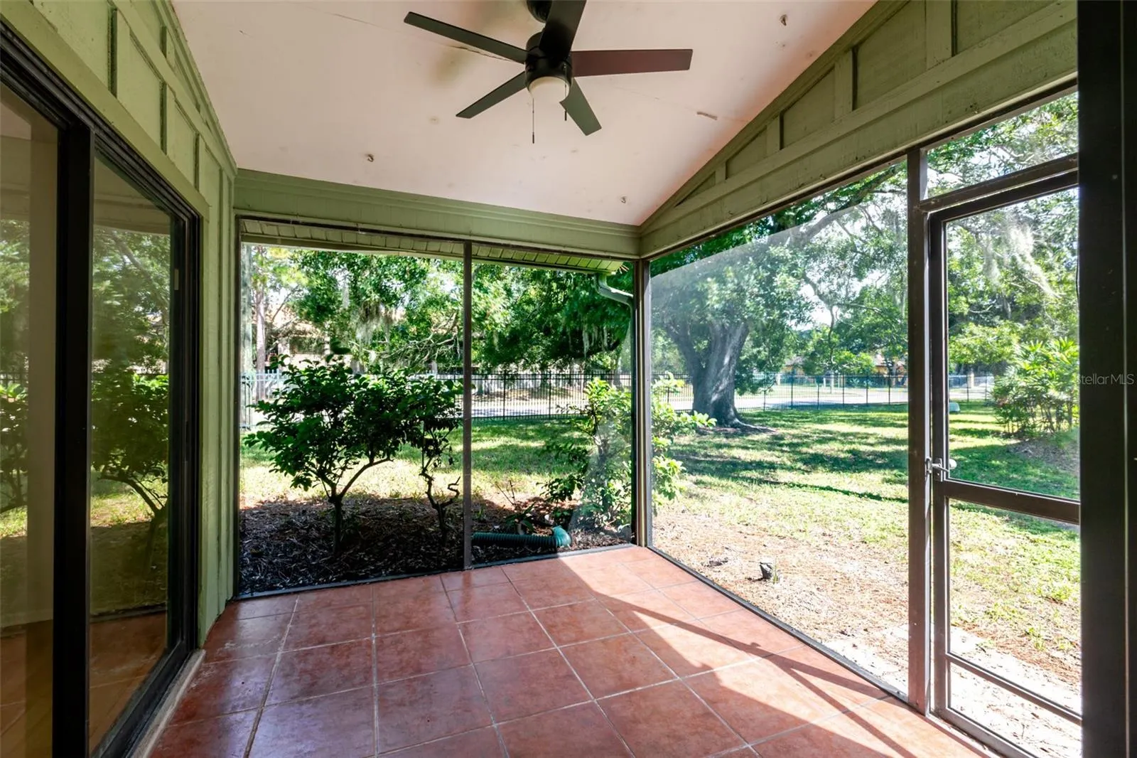 5021 BARRINGTON CIR #302, #302