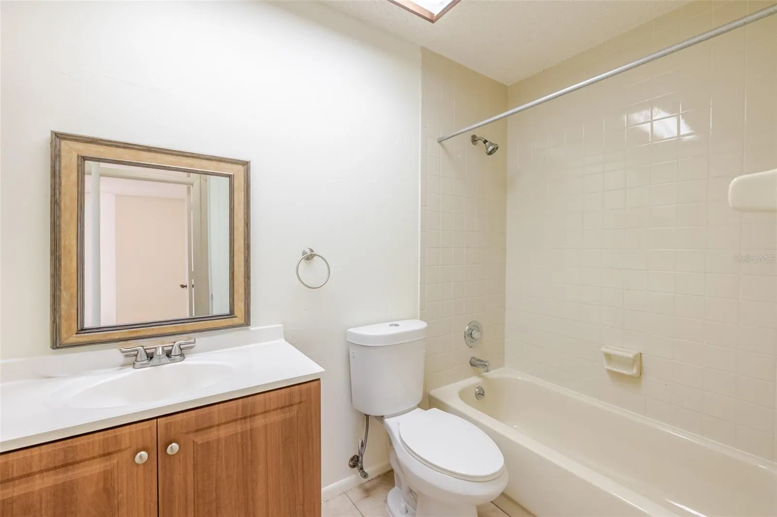 5021 BARRINGTON CIR #302, #302