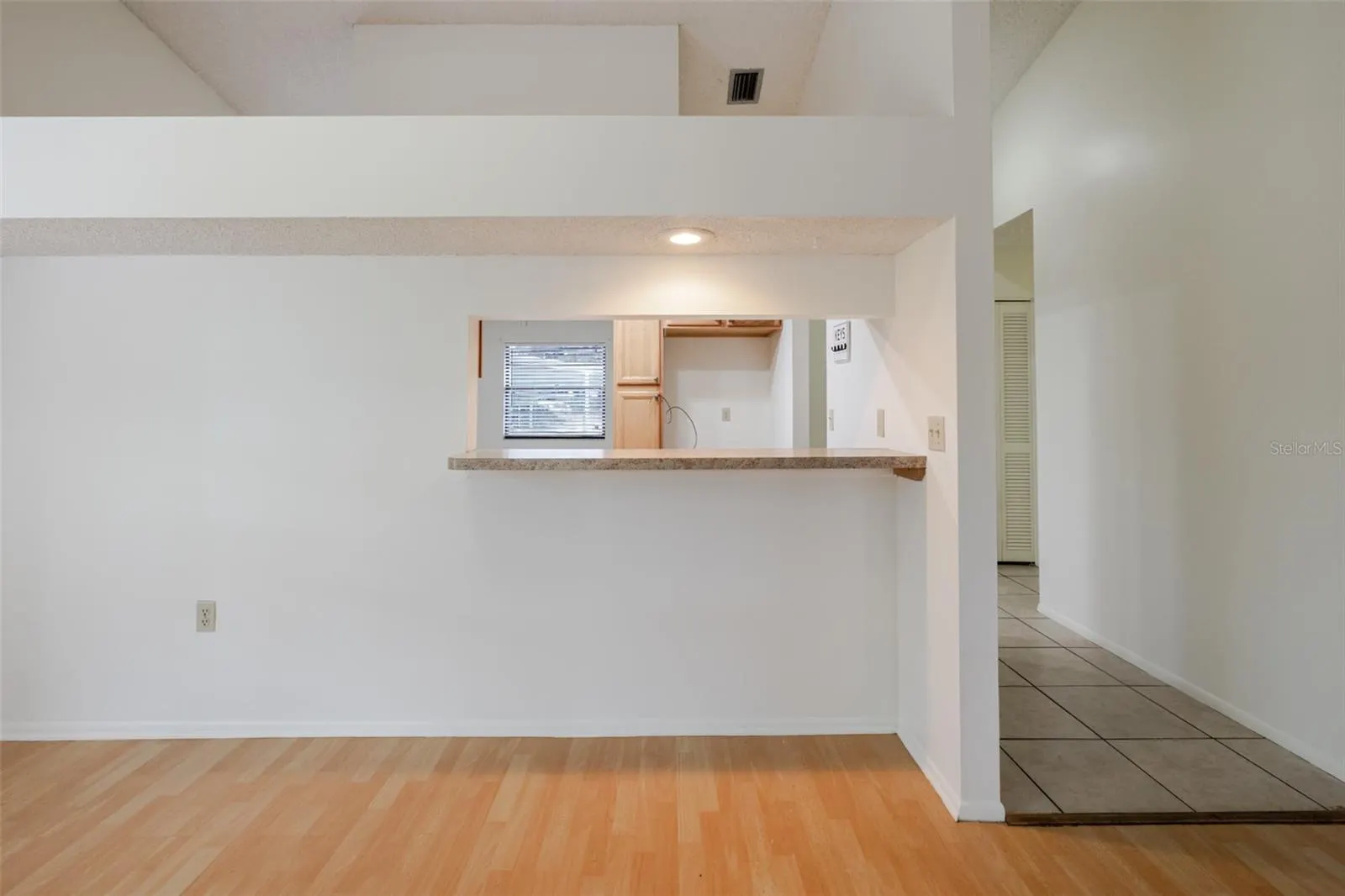 5021 BARRINGTON CIR #302, #302