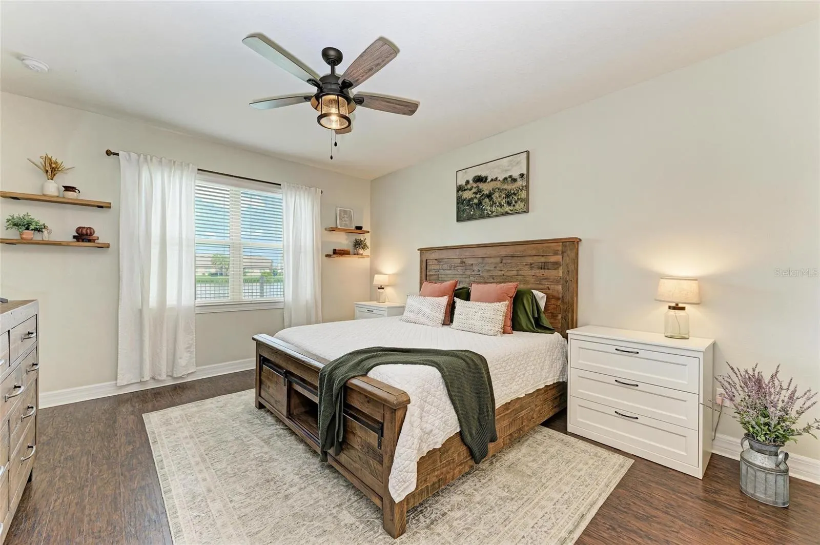 6223 KENAVA LOOP