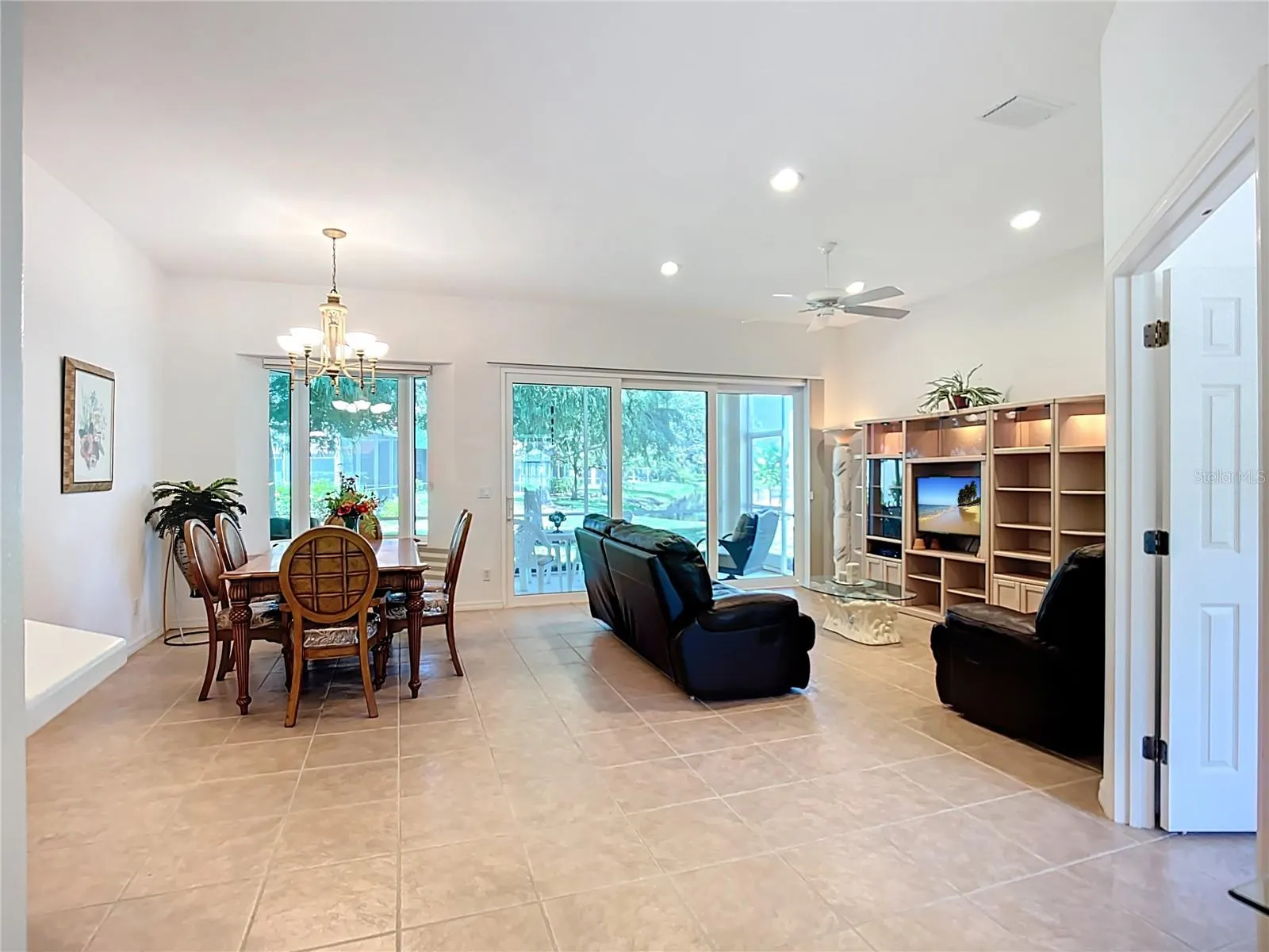 5195 HIGHBURY CIR