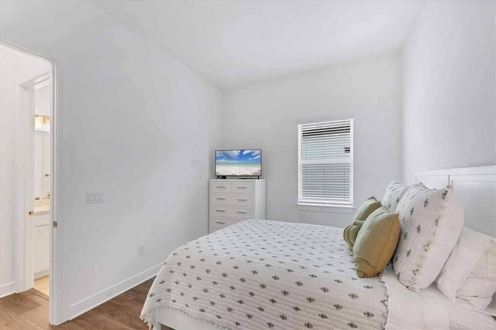 10419 WYNWARD WAY