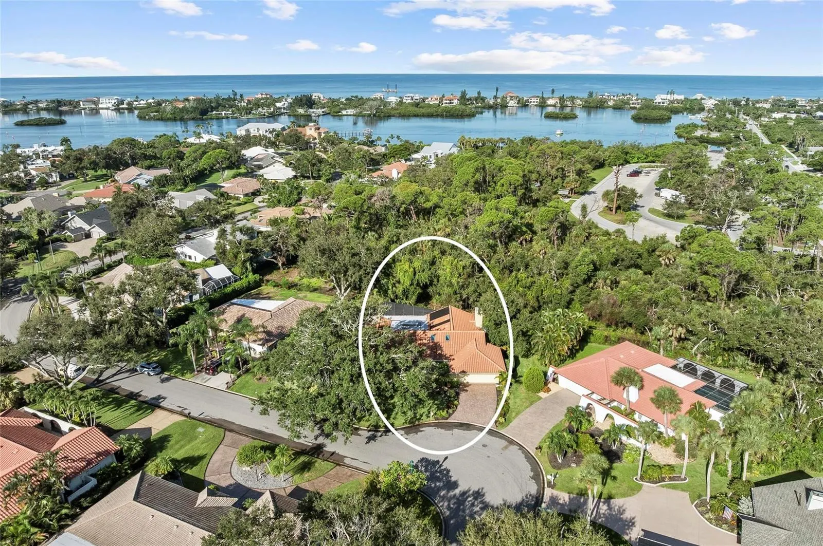 1218 YACHT HARBOR DR