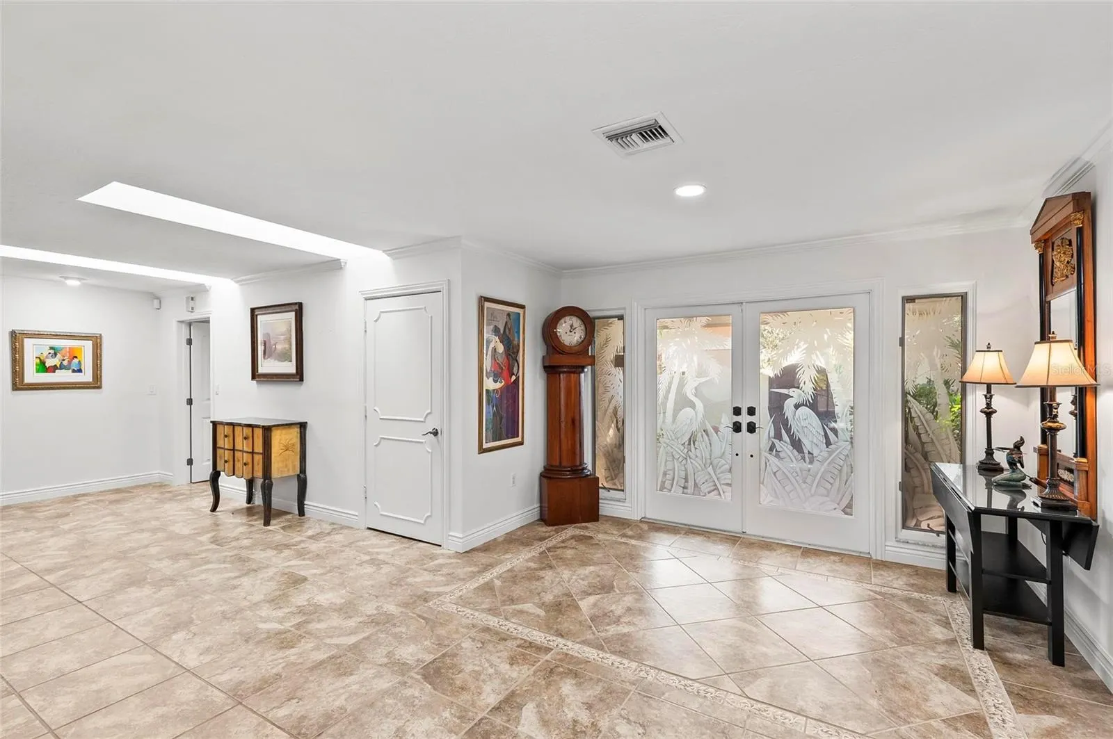 1218 YACHT HARBOR DR