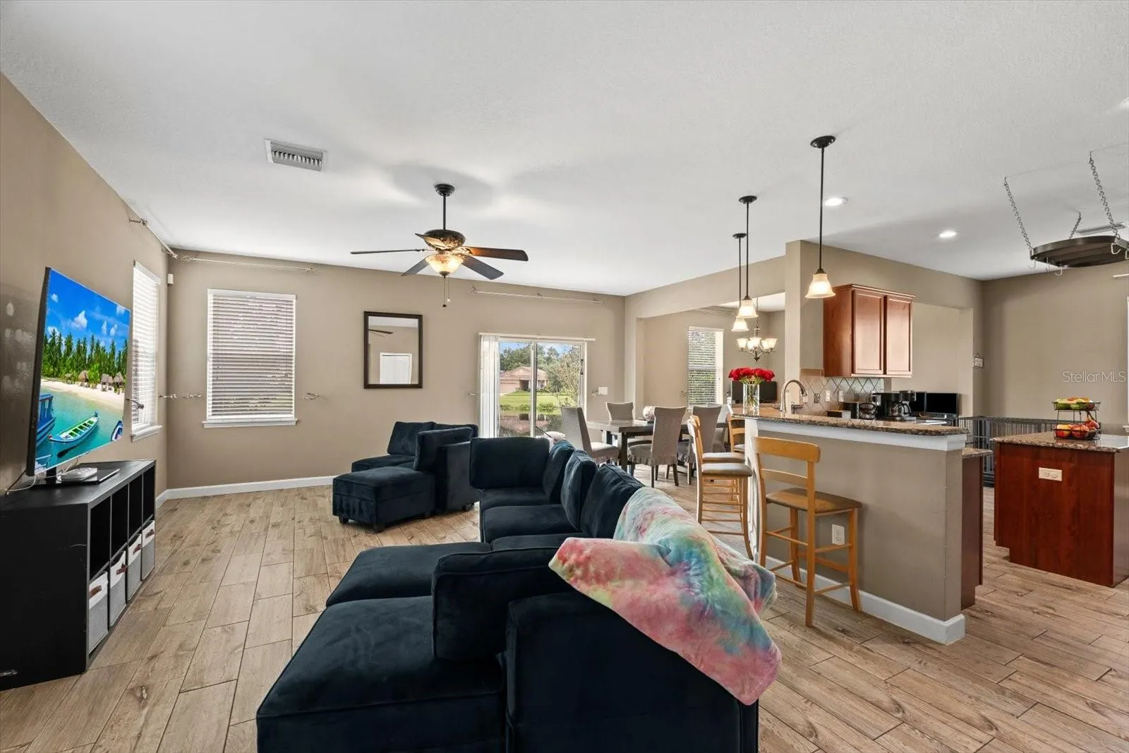 5779 AARON CT