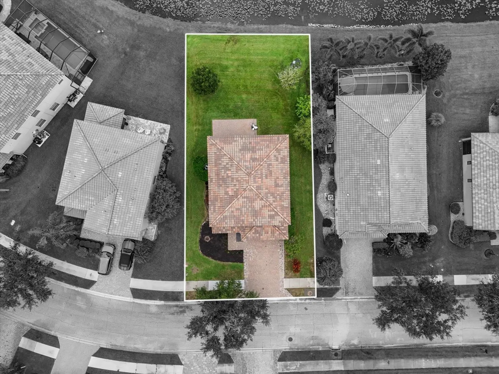 5779 AARON CT
