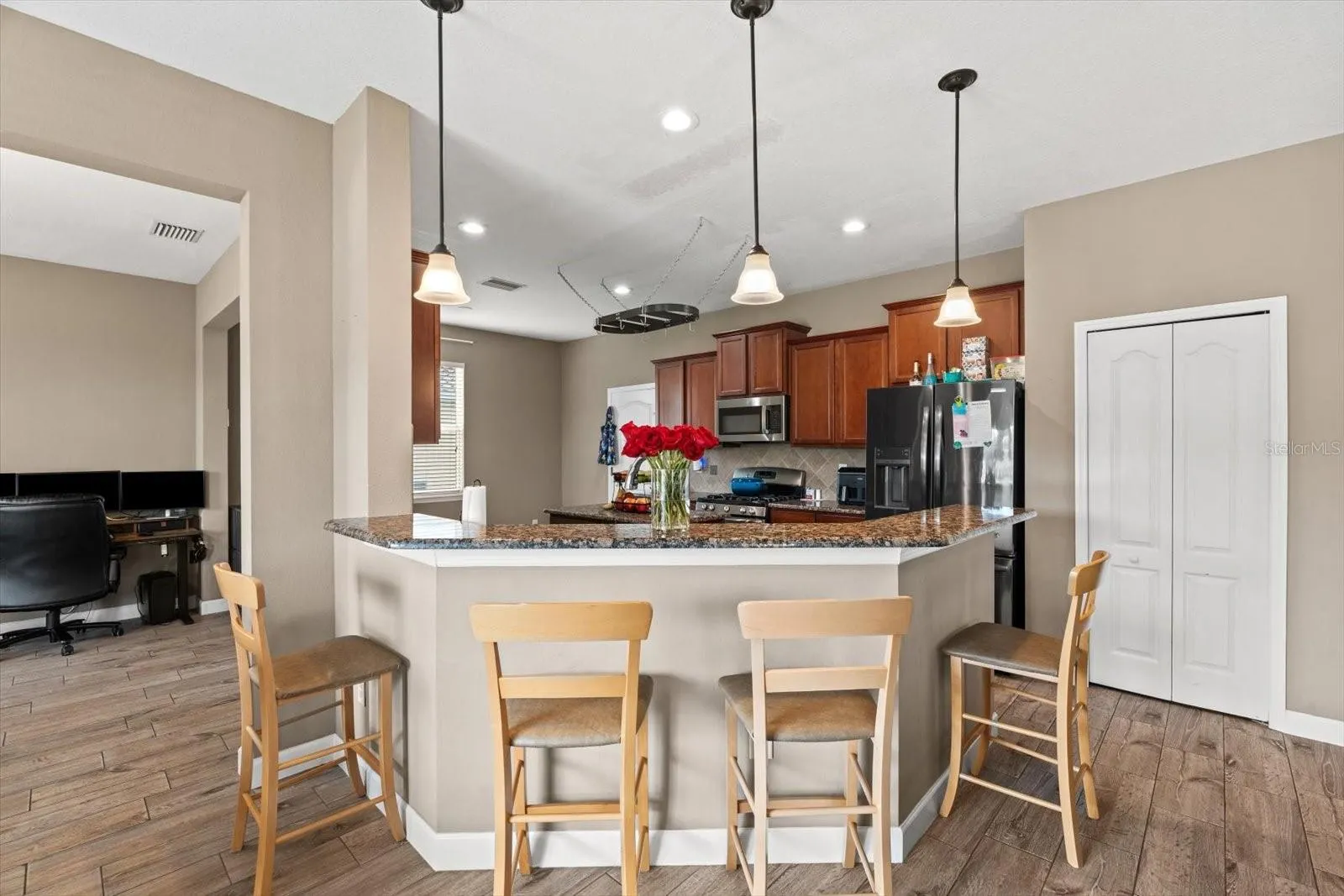 5779 AARON CT