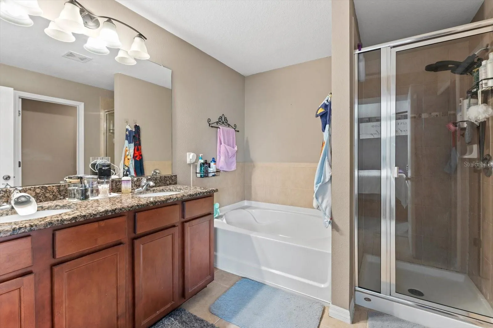 5779 AARON CT