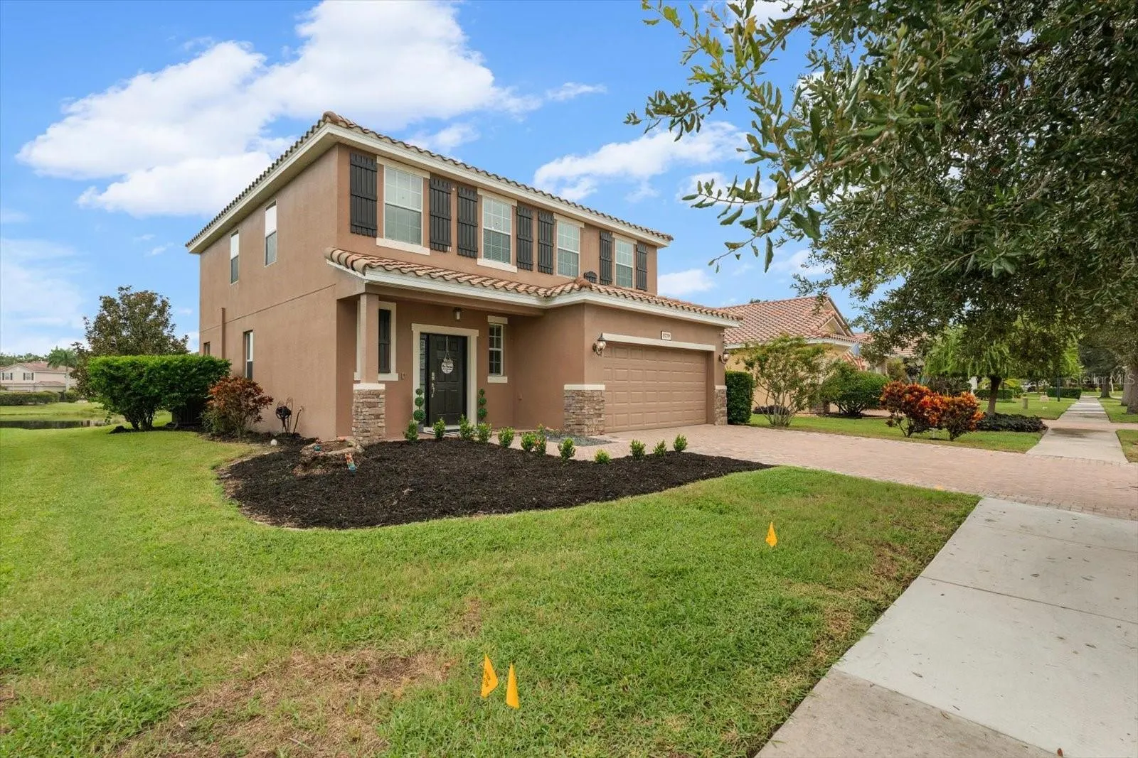 5779 AARON CT
