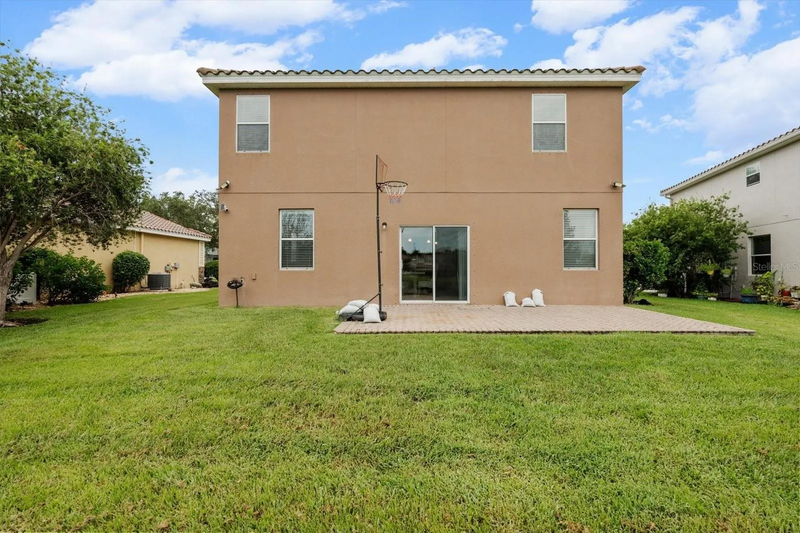5779 AARON CT