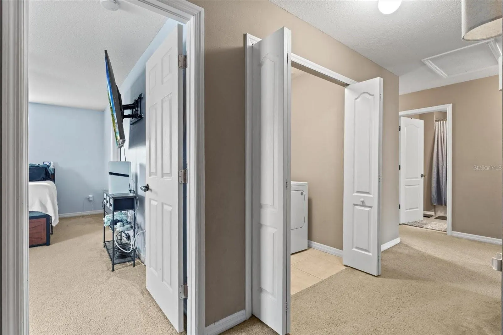 5779 AARON CT
