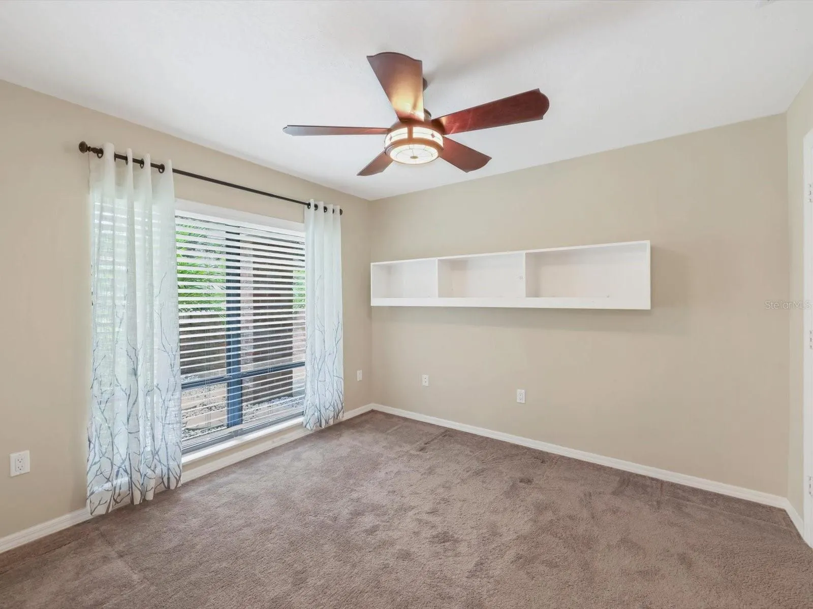 1612 PINE HARRIER CIR
