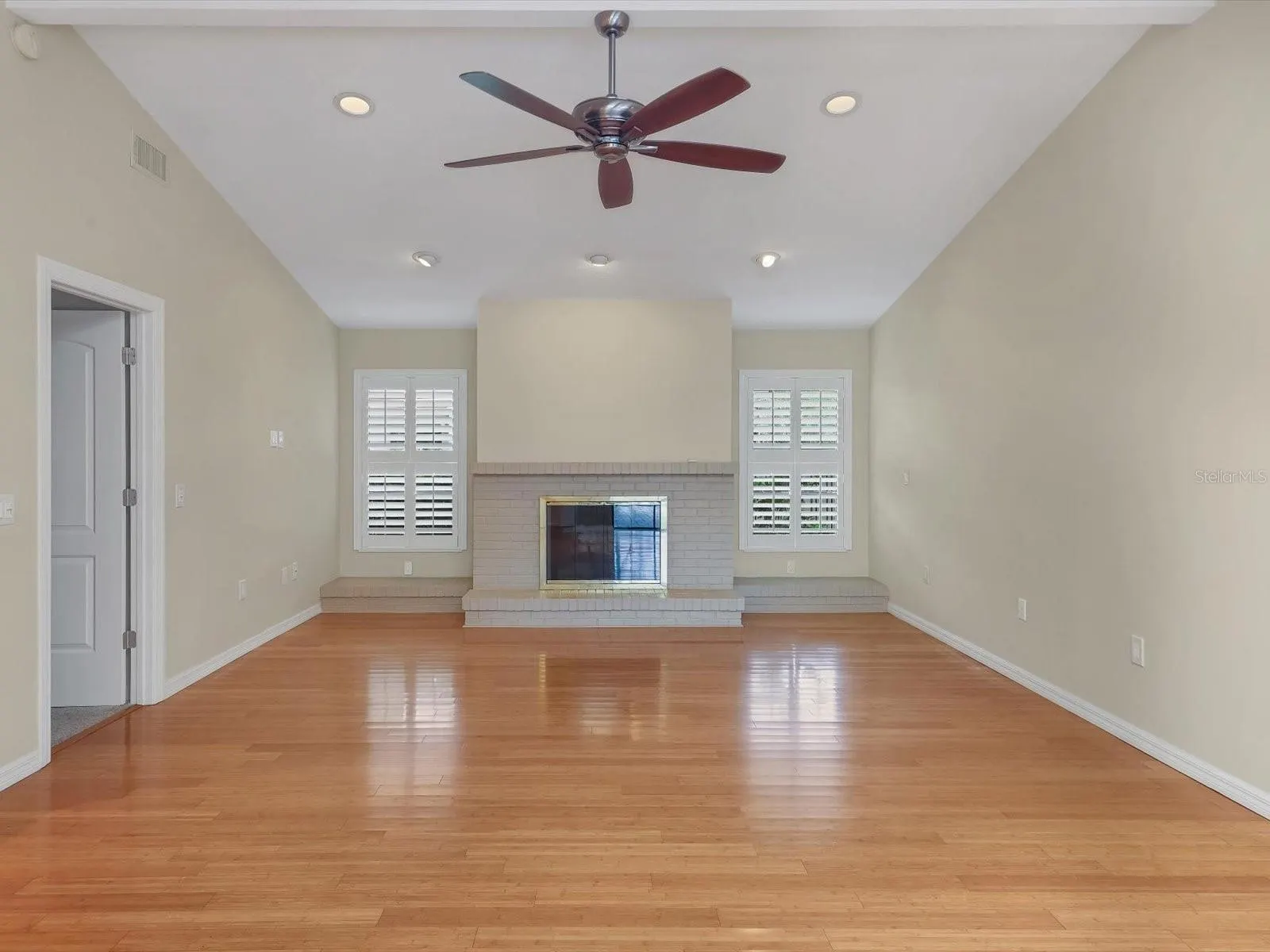1612 PINE HARRIER CIR