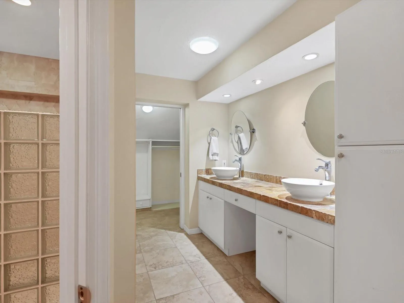 1612 PINE HARRIER CIR