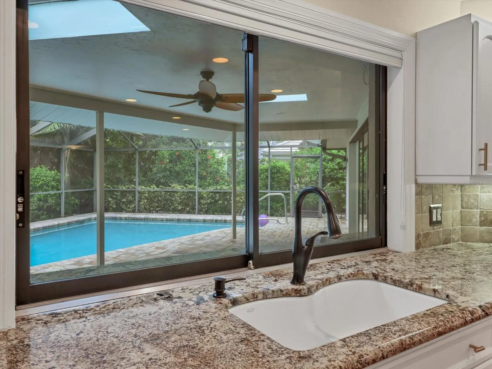 1612 PINE HARRIER CIR