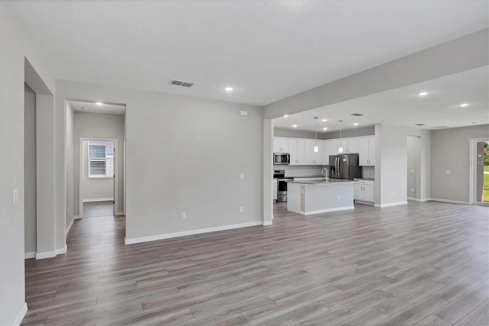 5739 143RD CT E