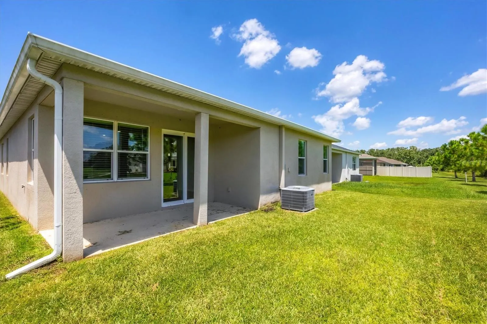 5739 143RD CT E