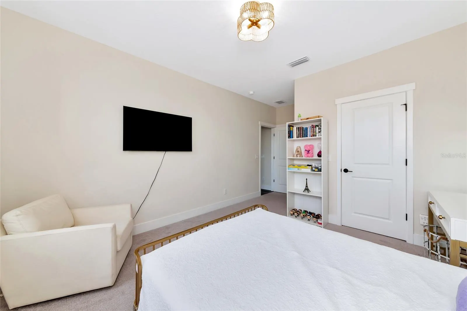 1012 FERNLEAF RUN