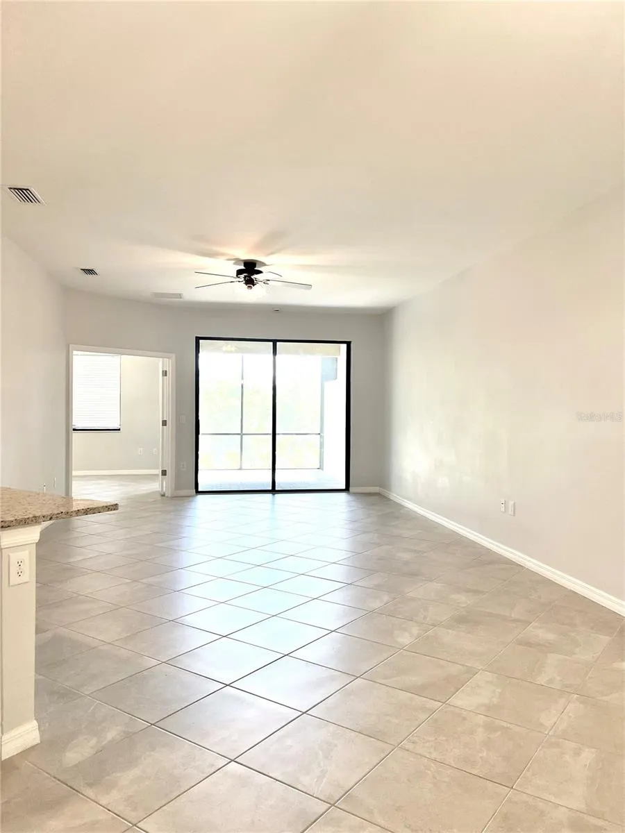 2104 BONITO WAY