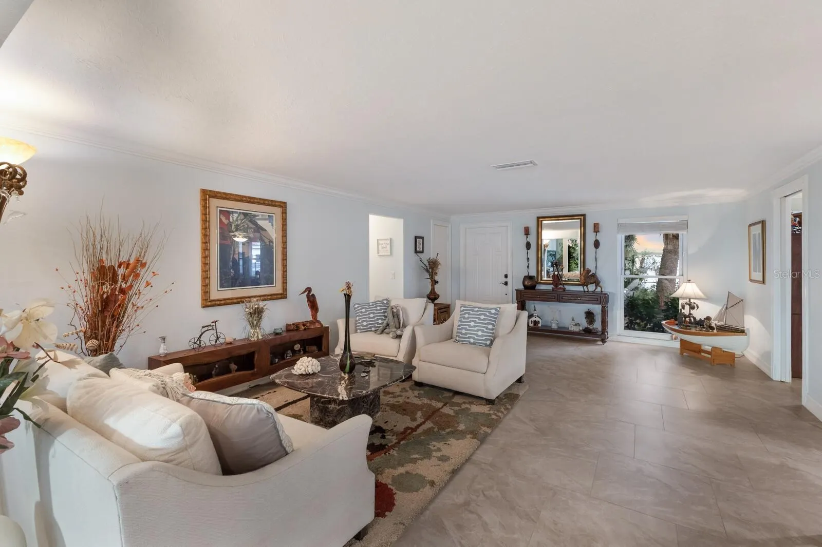 646 KEY ROYALE DR