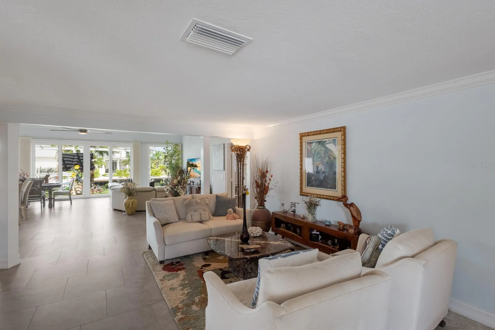 646 KEY ROYALE DR