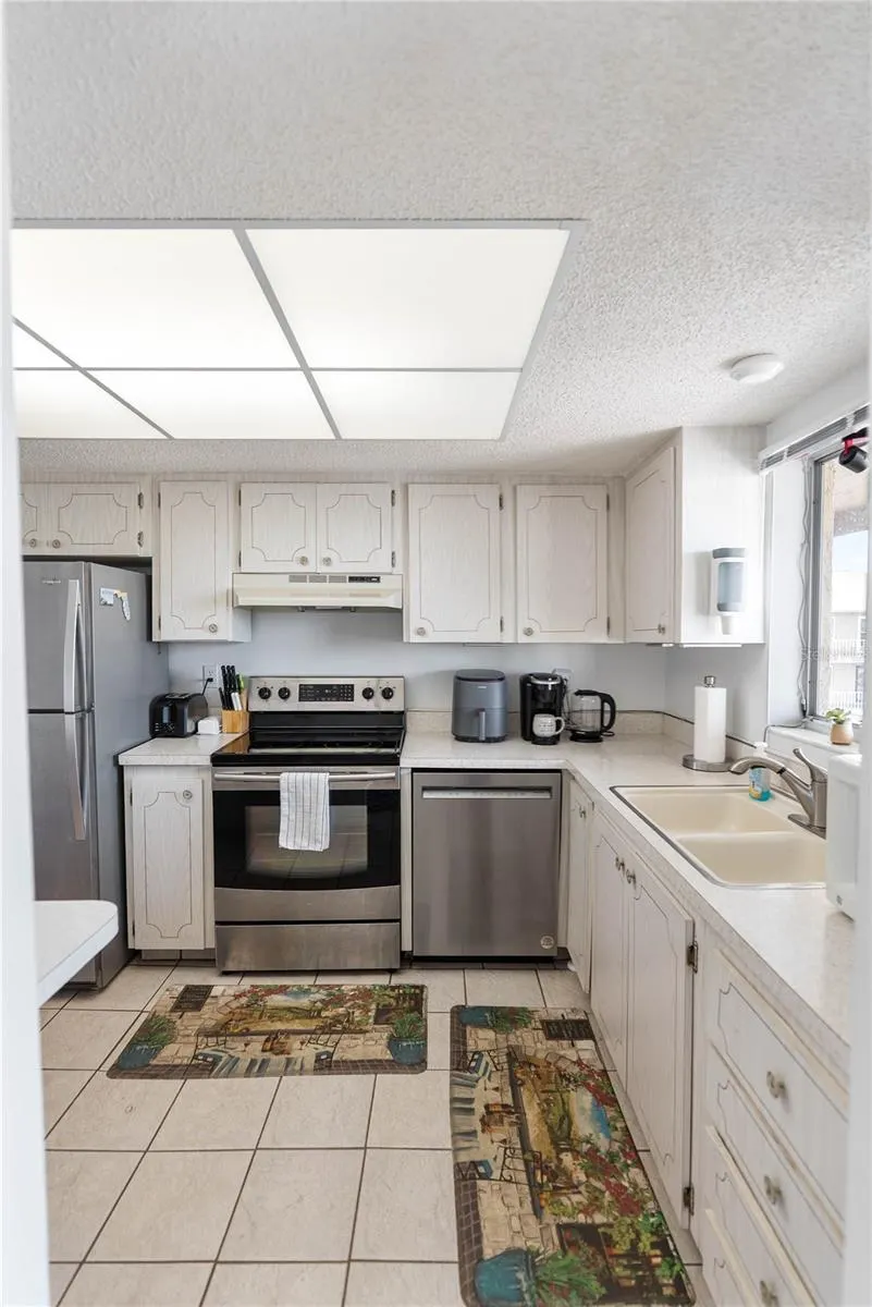 3653 LAKE BAYSHORE DR #503, #503