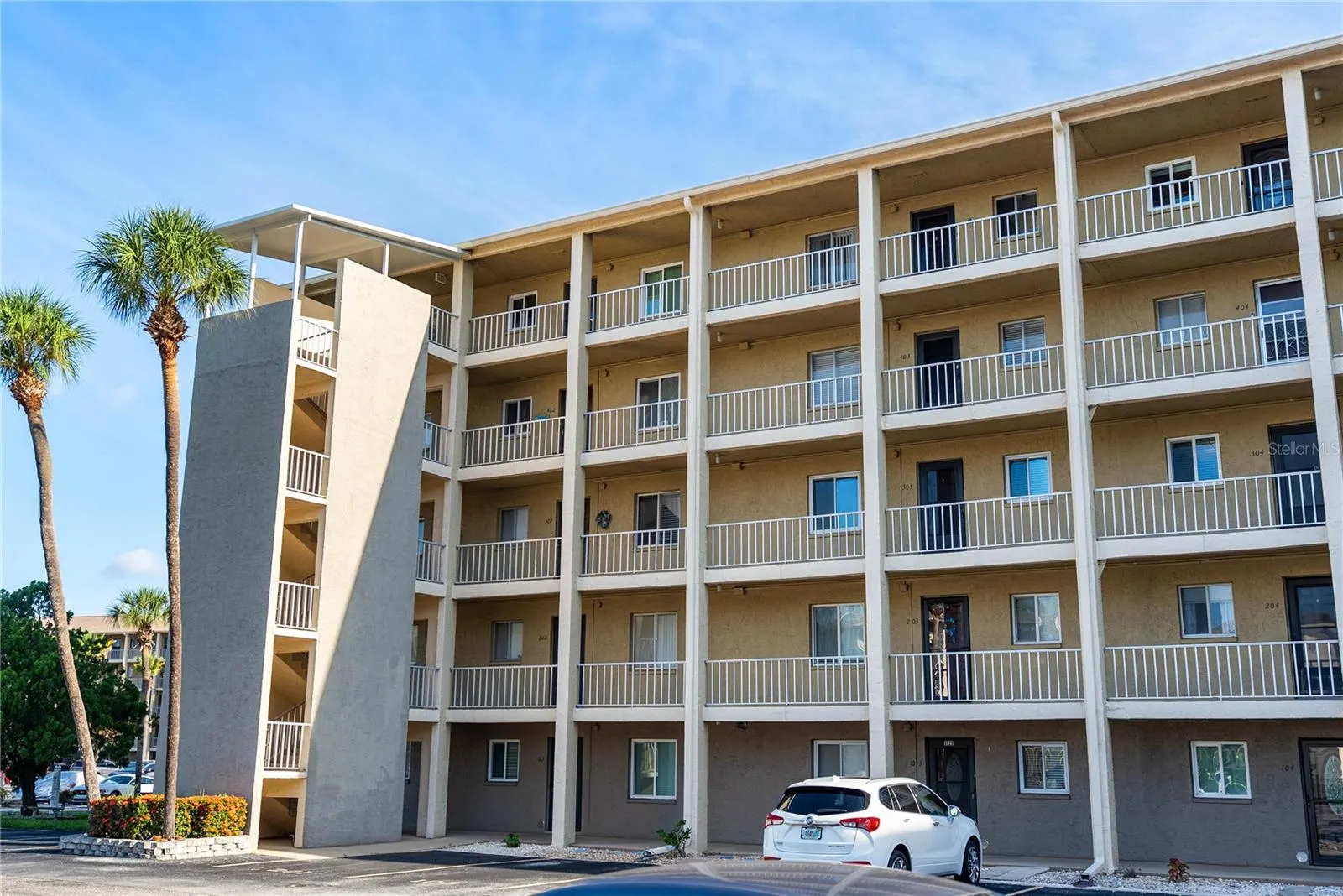 3653 LAKE BAYSHORE DR #503, #503