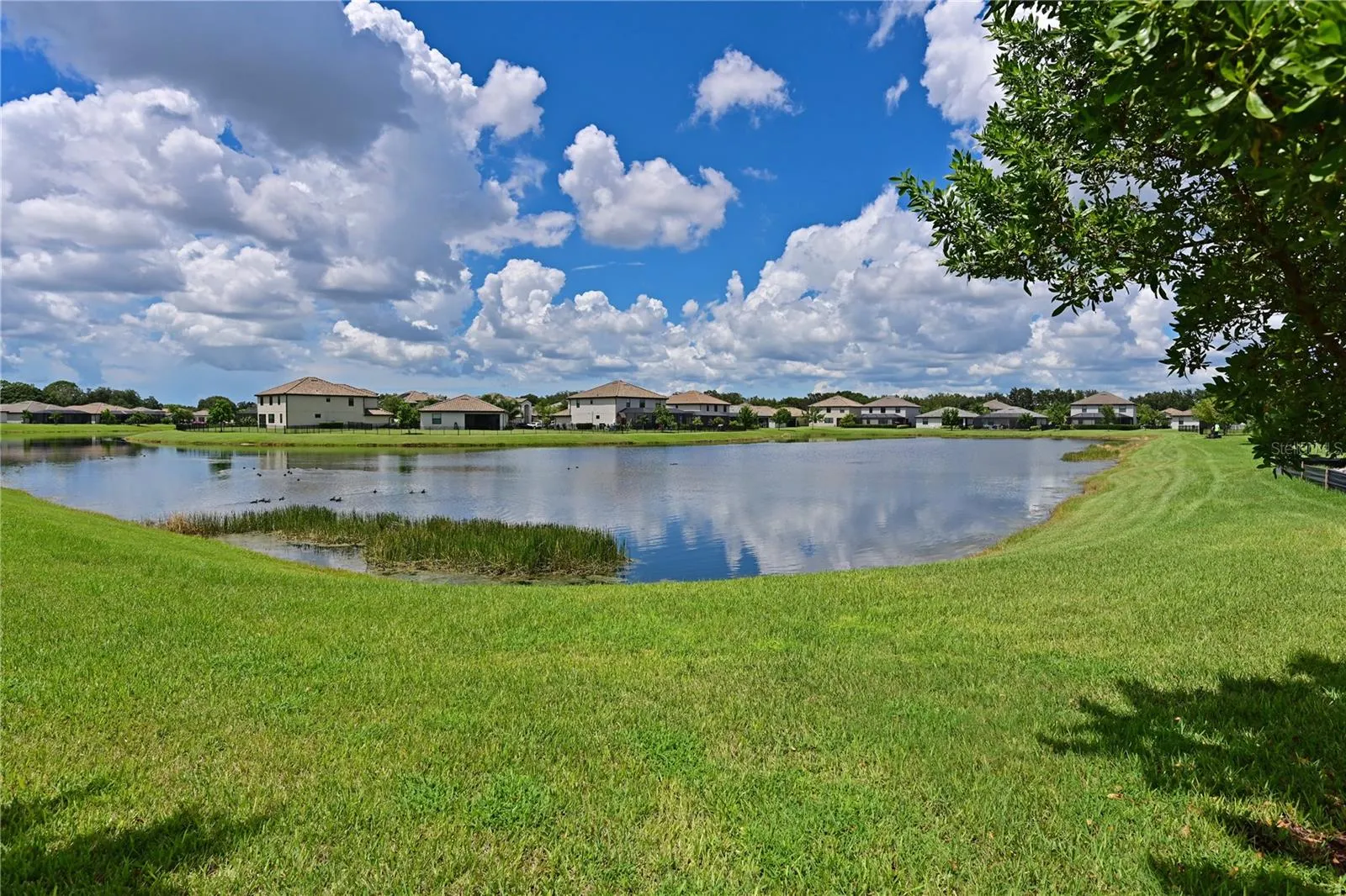 11525 AUTUMN LEAF WAY