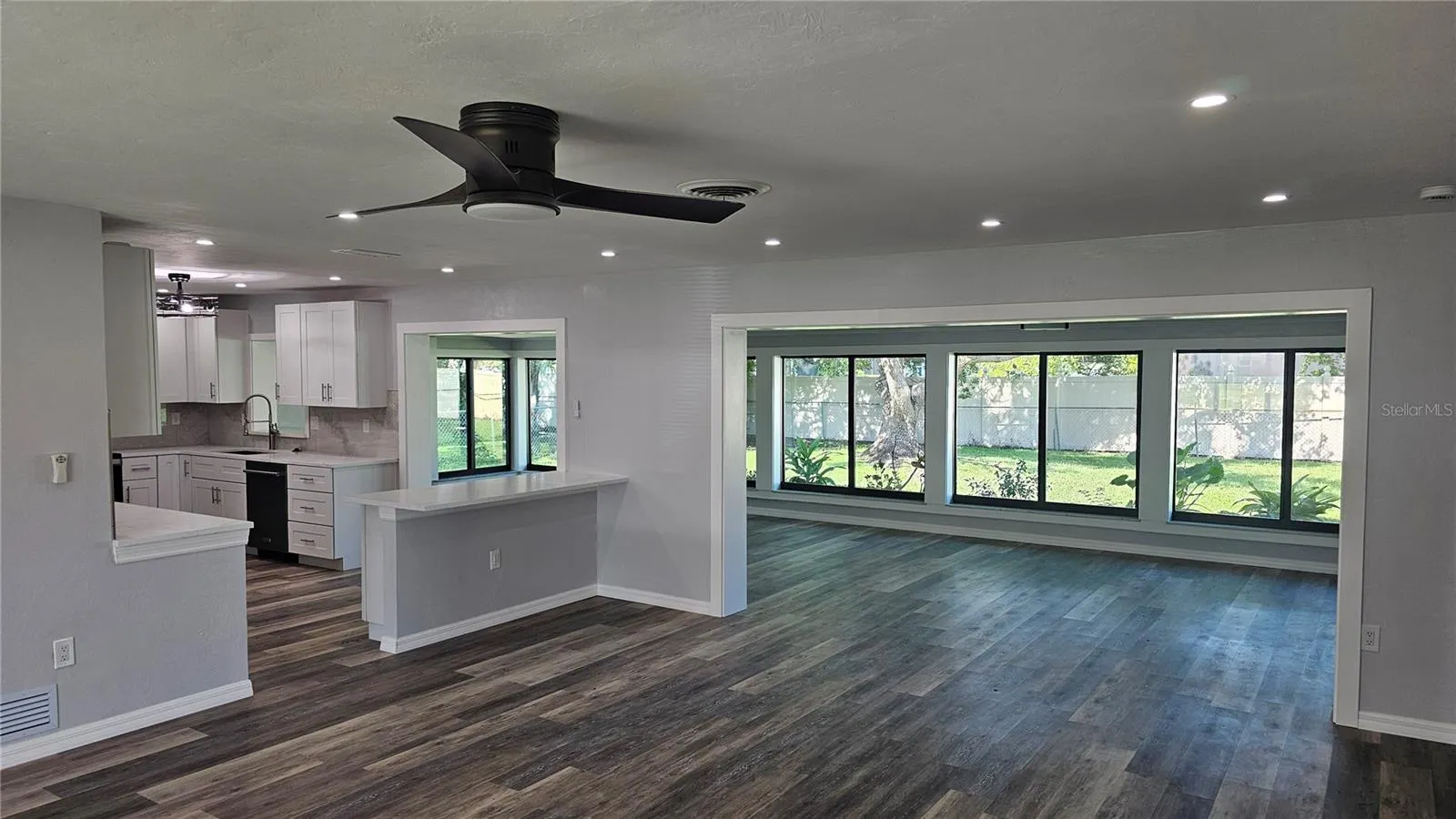 3317 PINE VALLEY DR
