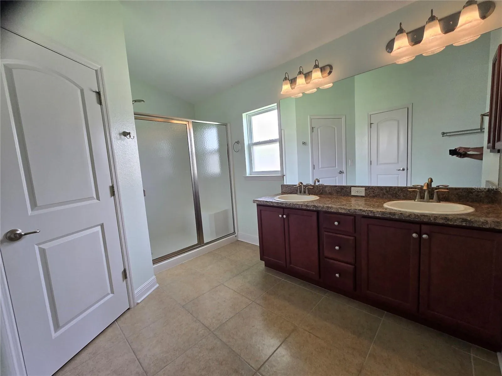 10068 WINDING RIVER RD