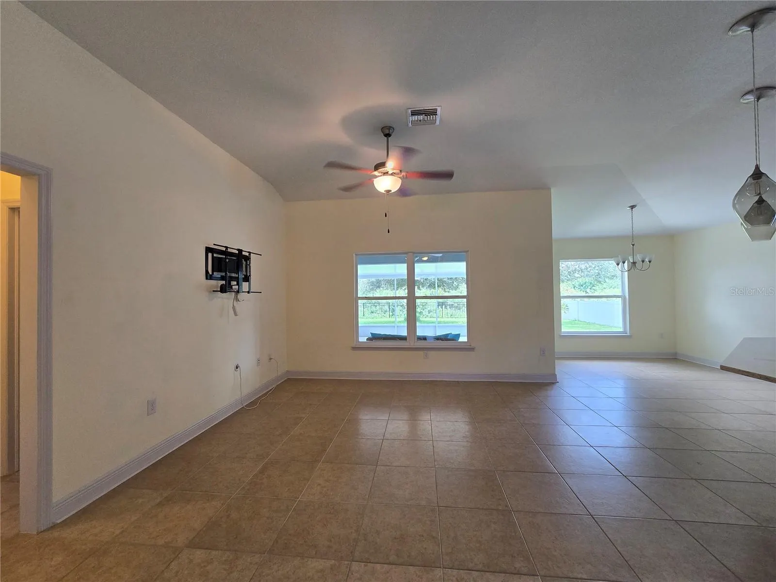 10068 WINDING RIVER RD