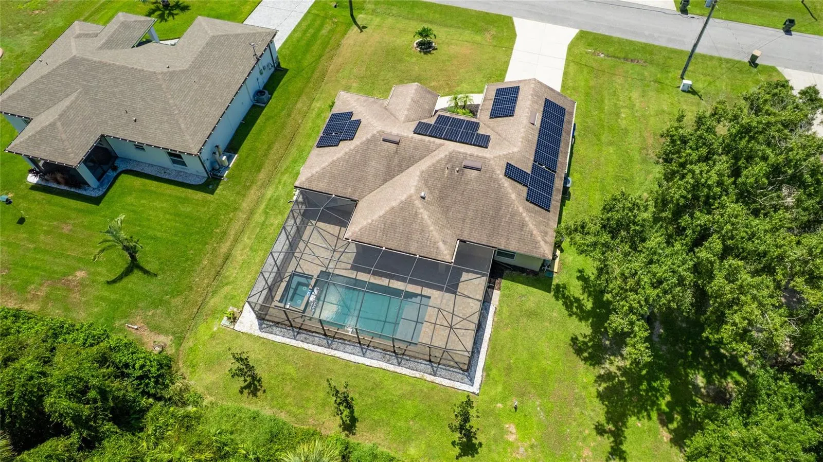 4592 CRABAPPLE AVE