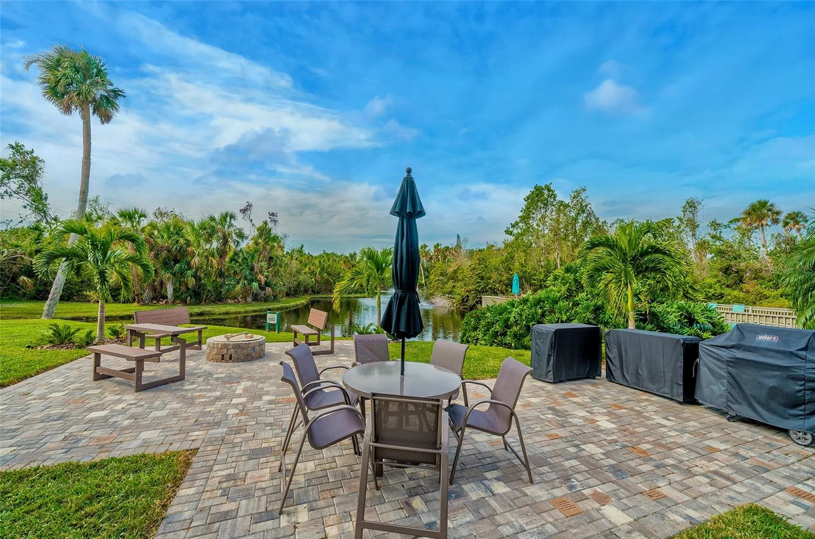 111 WOODLAND PL
