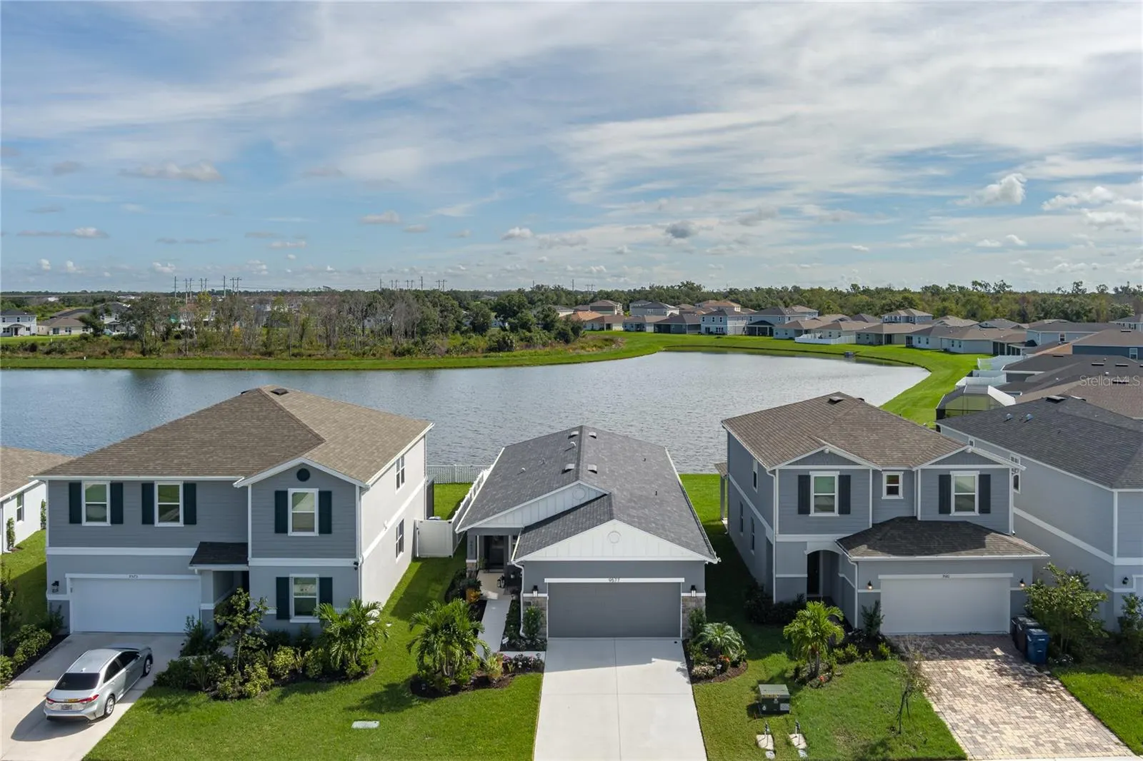 9577 SANDY BLUFFS CIR