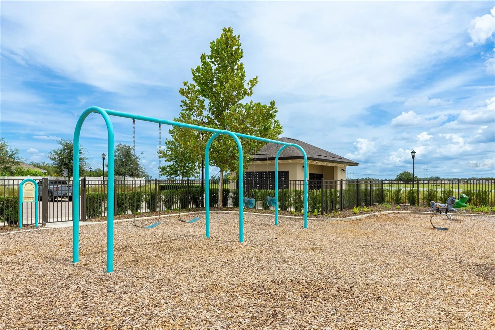 1014 COASTAL HAMMOCK AVE