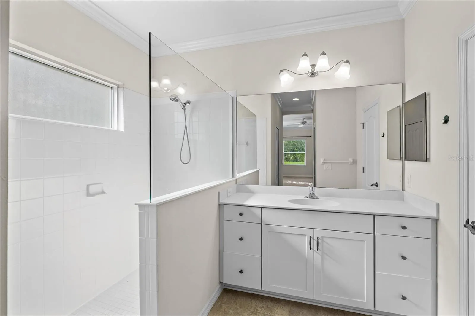 128 AVENS DR