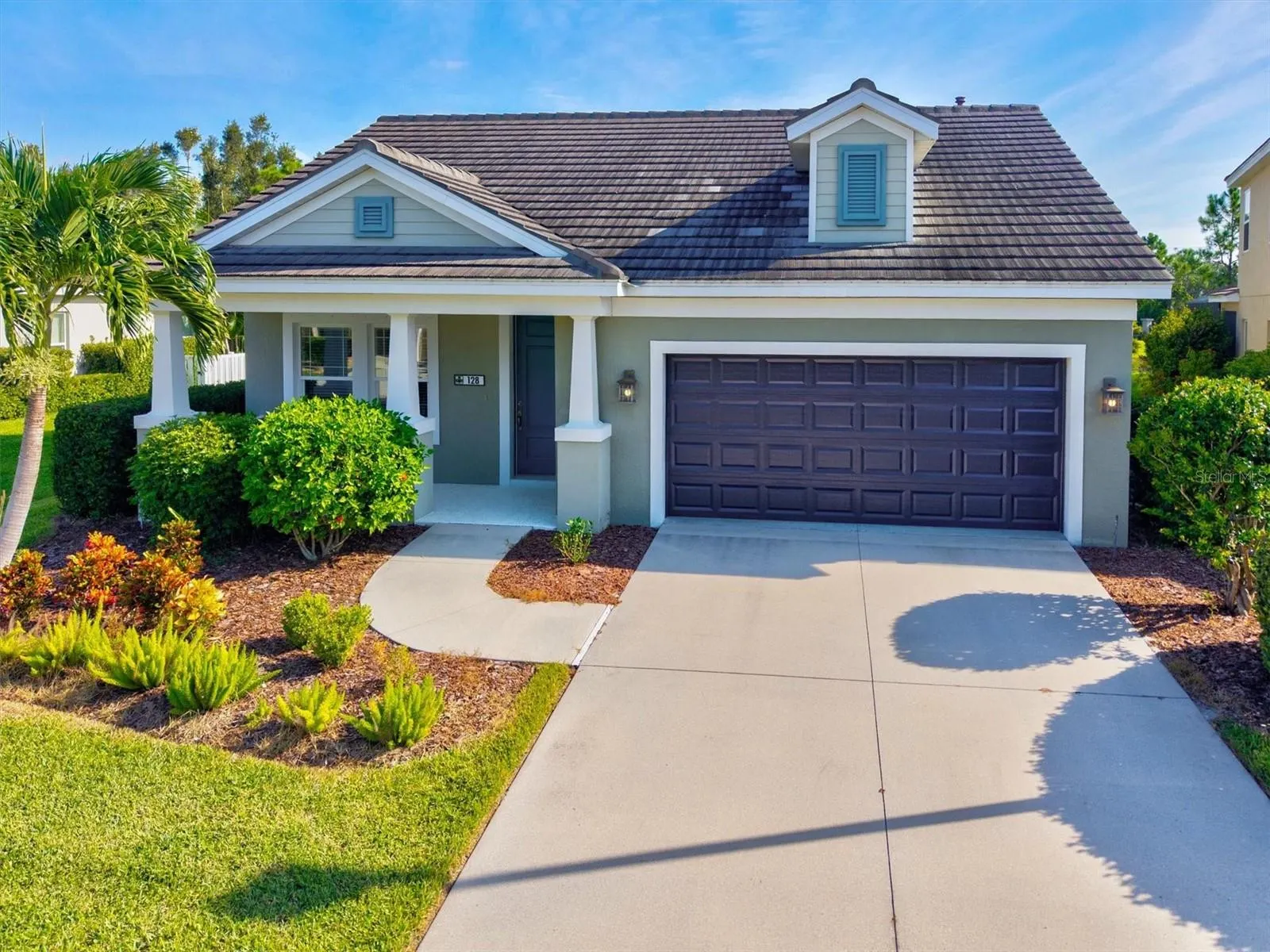 128 AVENS DR