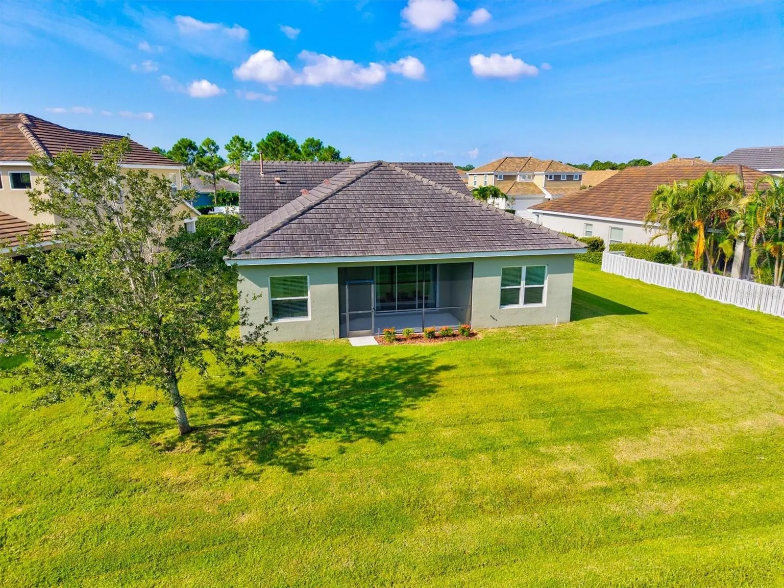 128 AVENS DR